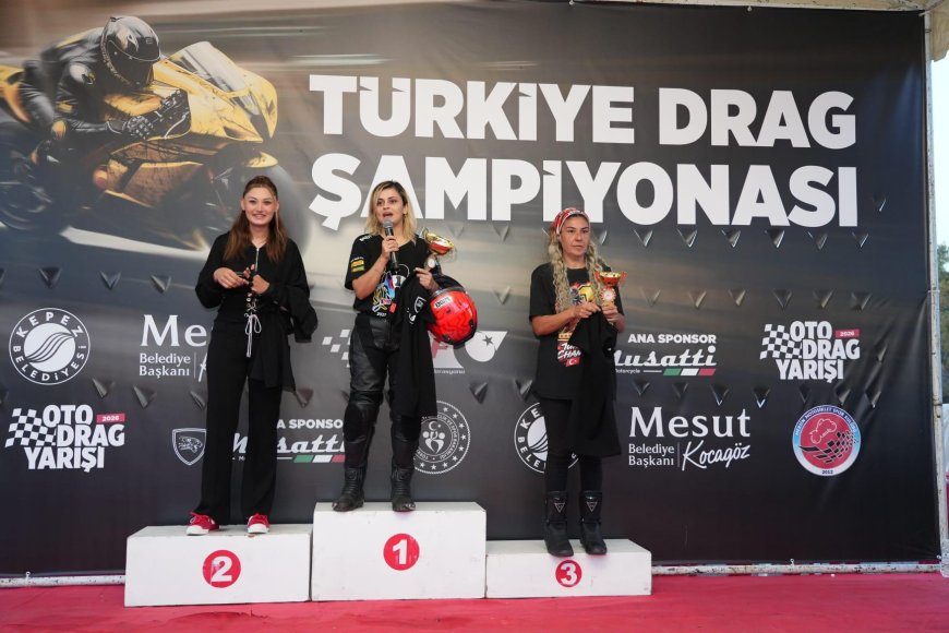 Kepez’de drag yarışları tamamlandı: 9 kategoride kürsüye çıkanlar belli oldu