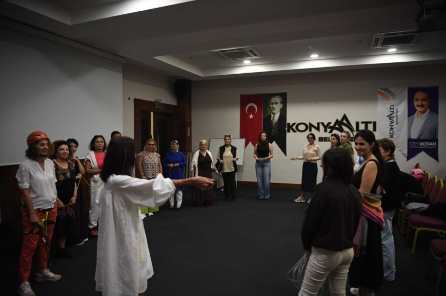 Konyaaltı’nda kadın hakları için protokol yenilendi: Eğitimler 16 hafta sürecek
