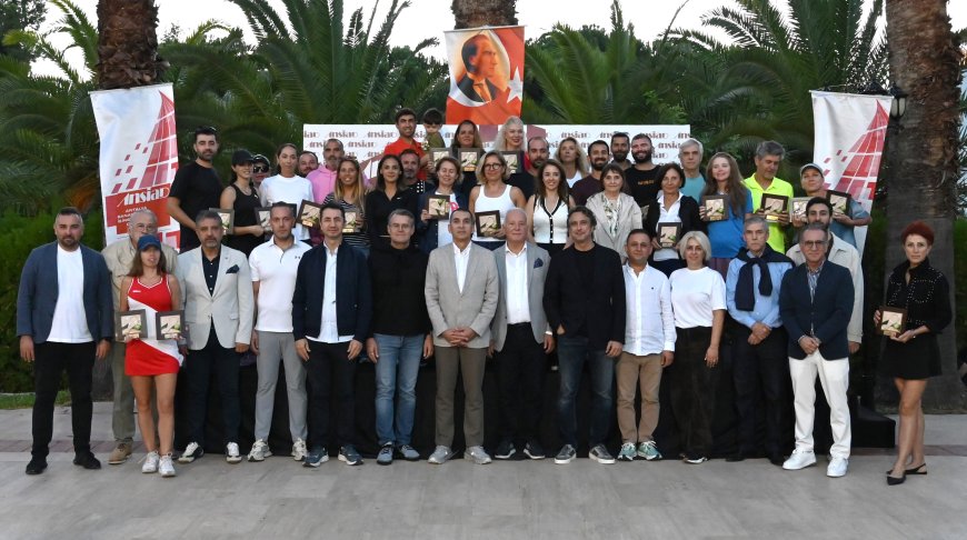 Antalya’da 468 sporcu korta çıktı: 8. Cumhuriyet Kupası tamamlandı