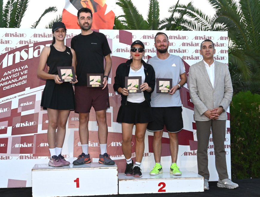 Antalya’da 468 sporcu korta çıktı: 8. Cumhuriyet Kupası tamamlandı