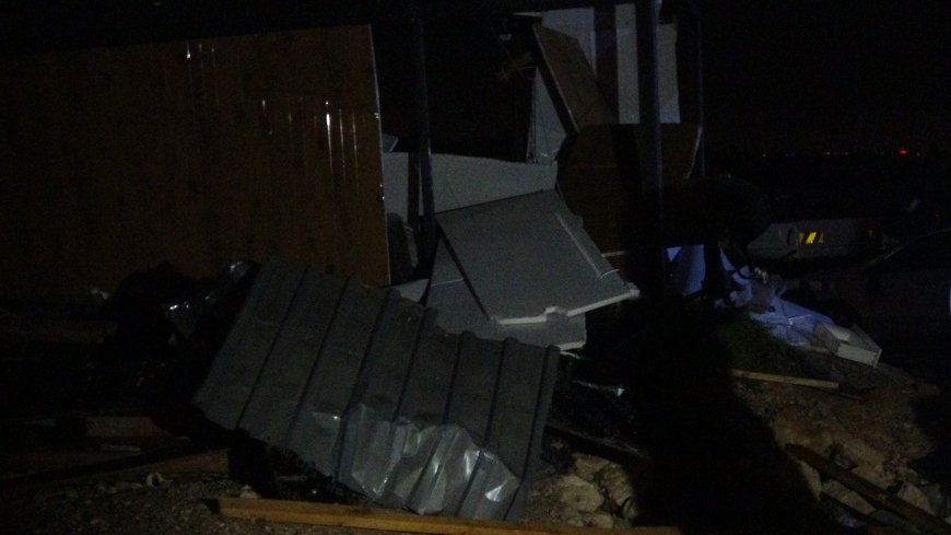 Antalya Kepez'de hortum faciası: 4 işçi hayatını kaybetti, 1 işçi yaralandı