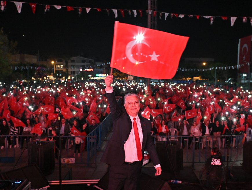Muratpaşa’da Cumhuriyet’in 103. yılına özel “Büyük Uyanış” paneli