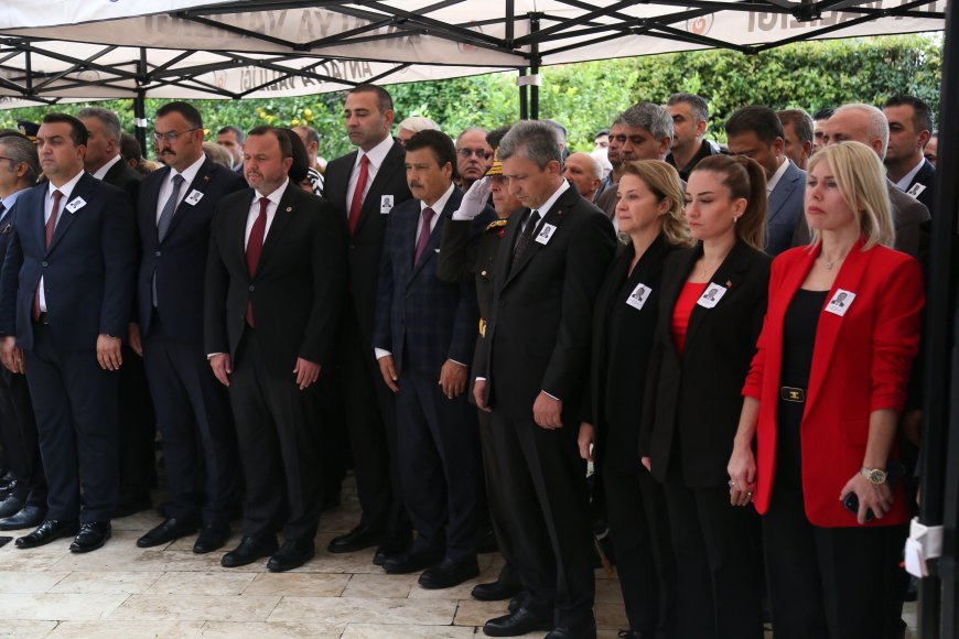 Muratpaşa Kaymakamı İhsan Kara'ya son görev: Vali Şahin gözyaşlarını tutamadı