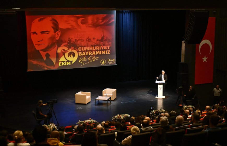 Ümit Uysal’dan Cumhuriyet ve Kuvayımilliye ruhuyla birlik çağrısı