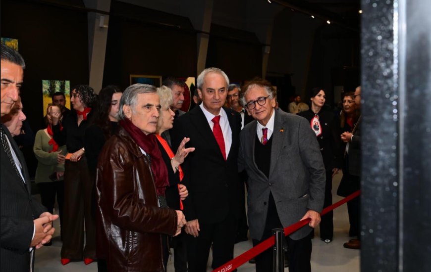 Dokumapark’ta Cumhuriyet’in 103. yılına özel 103 eserlik sergi açıldı