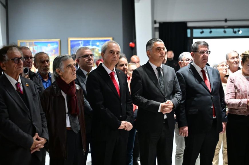 Dokumapark’ta Cumhuriyet’in 103. yılına özel 103 eserlik sergi açıldı