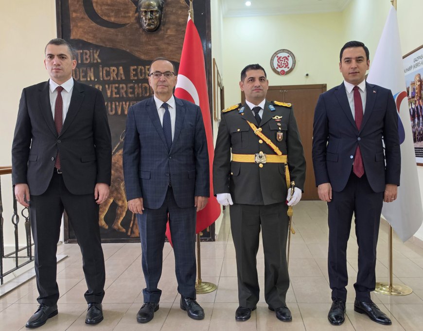 Gazipaşa’da Cumhuriyet Bayramı sağanak nedeniyle spor salonunda kutlandı